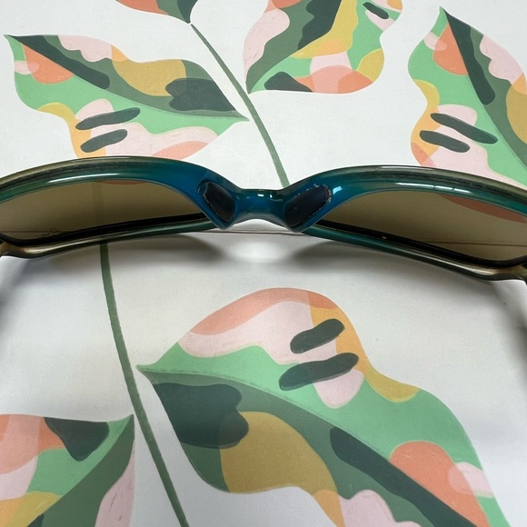 Maui Jim Sunglasses - Picture 8 of 8